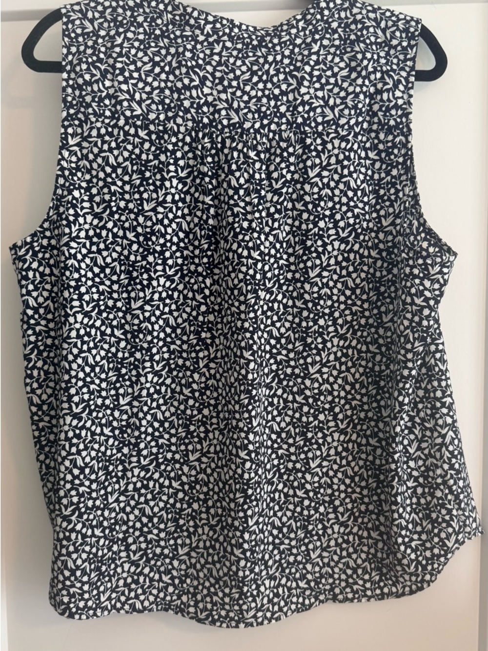 J. Crew Navy and White Sleeveless V-Neck Printed Camisole - Picture 2 of 3